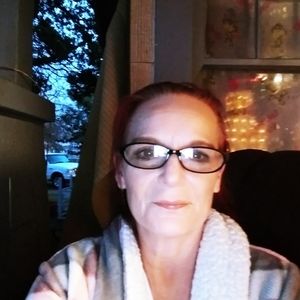 Meet your Posher, Vicky